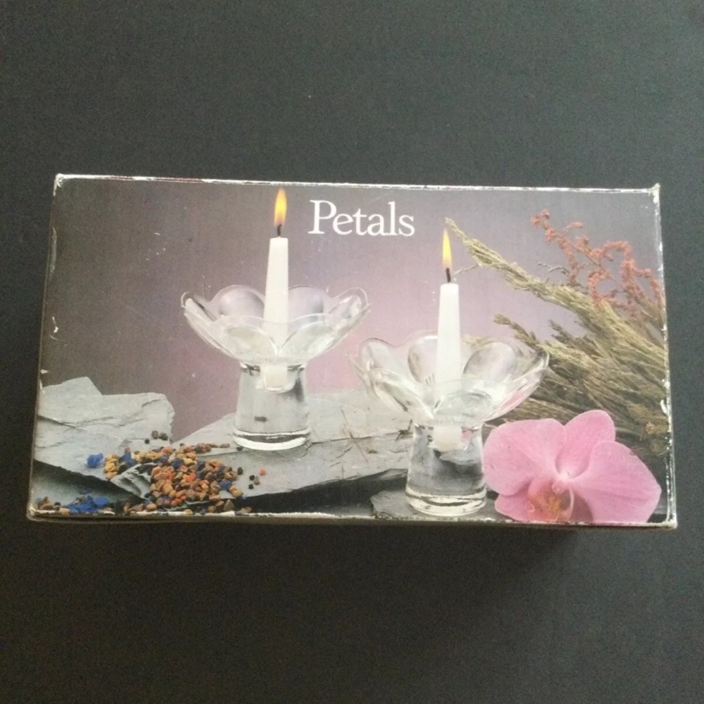 Petals Set of 2 large crystal candlesticks, 1986, Taiwan